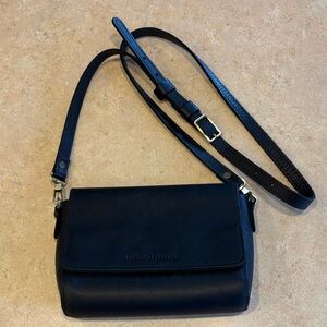 Portland Leather Black Crossbody Shoulder Bag